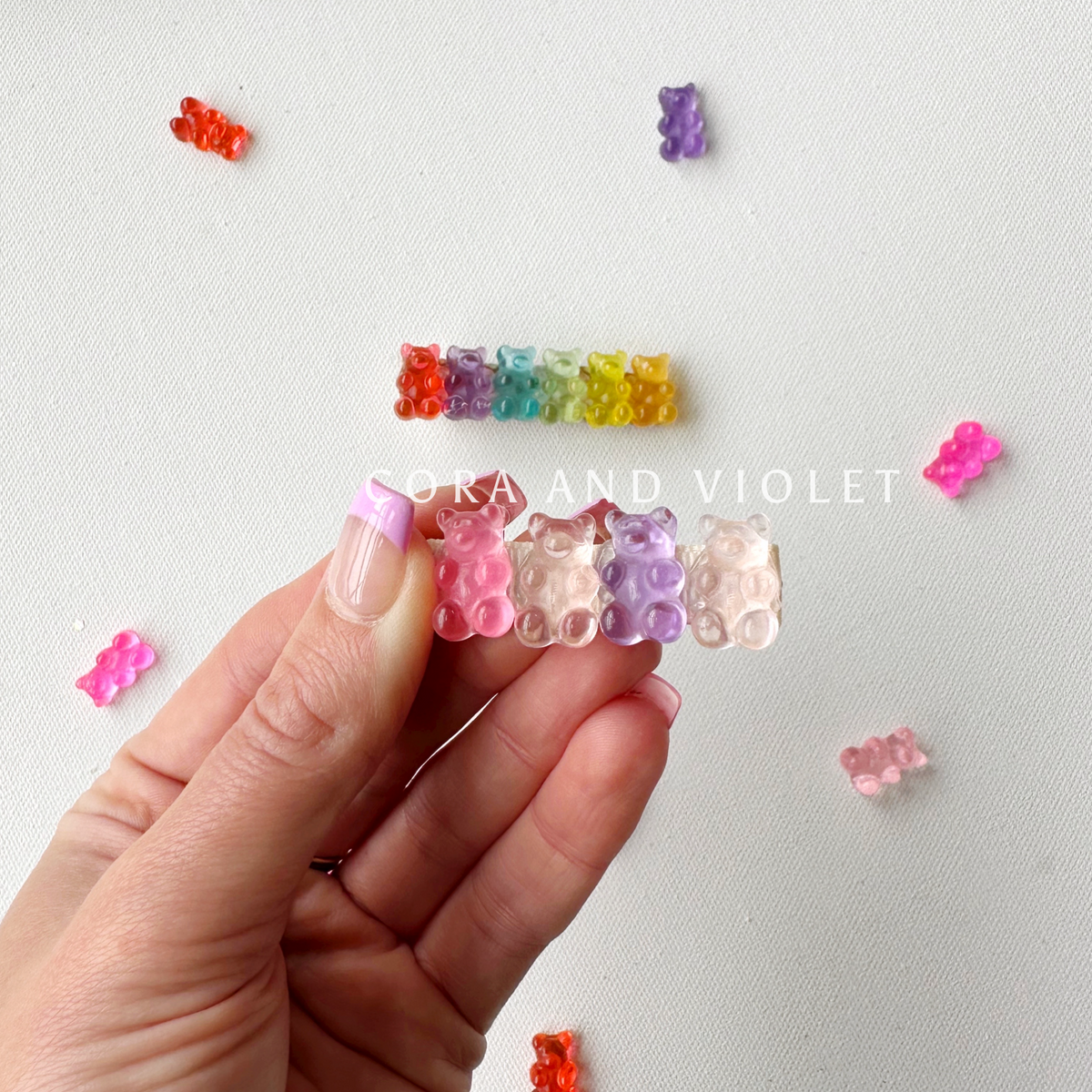 Gummy bear hair clip – Cora and Violet